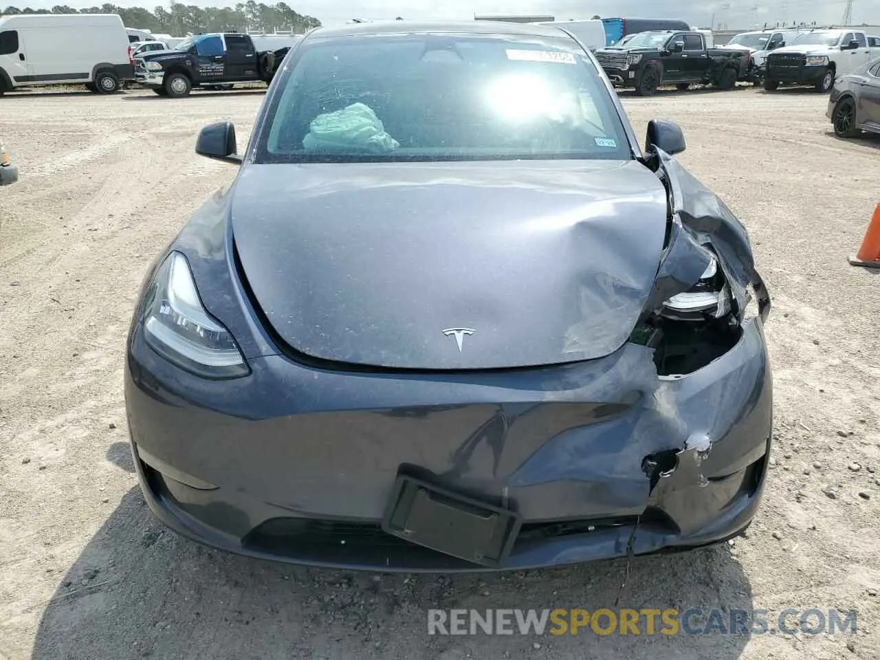 5 Photograph of a damaged car 7SAYGDEE3PA078875 TESLA MODEL Y 2023