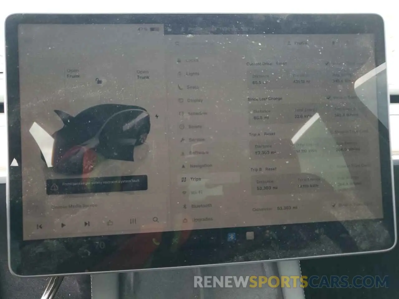 9 Photograph of a damaged car 7SAYGDEE3PA078875 TESLA MODEL Y 2023