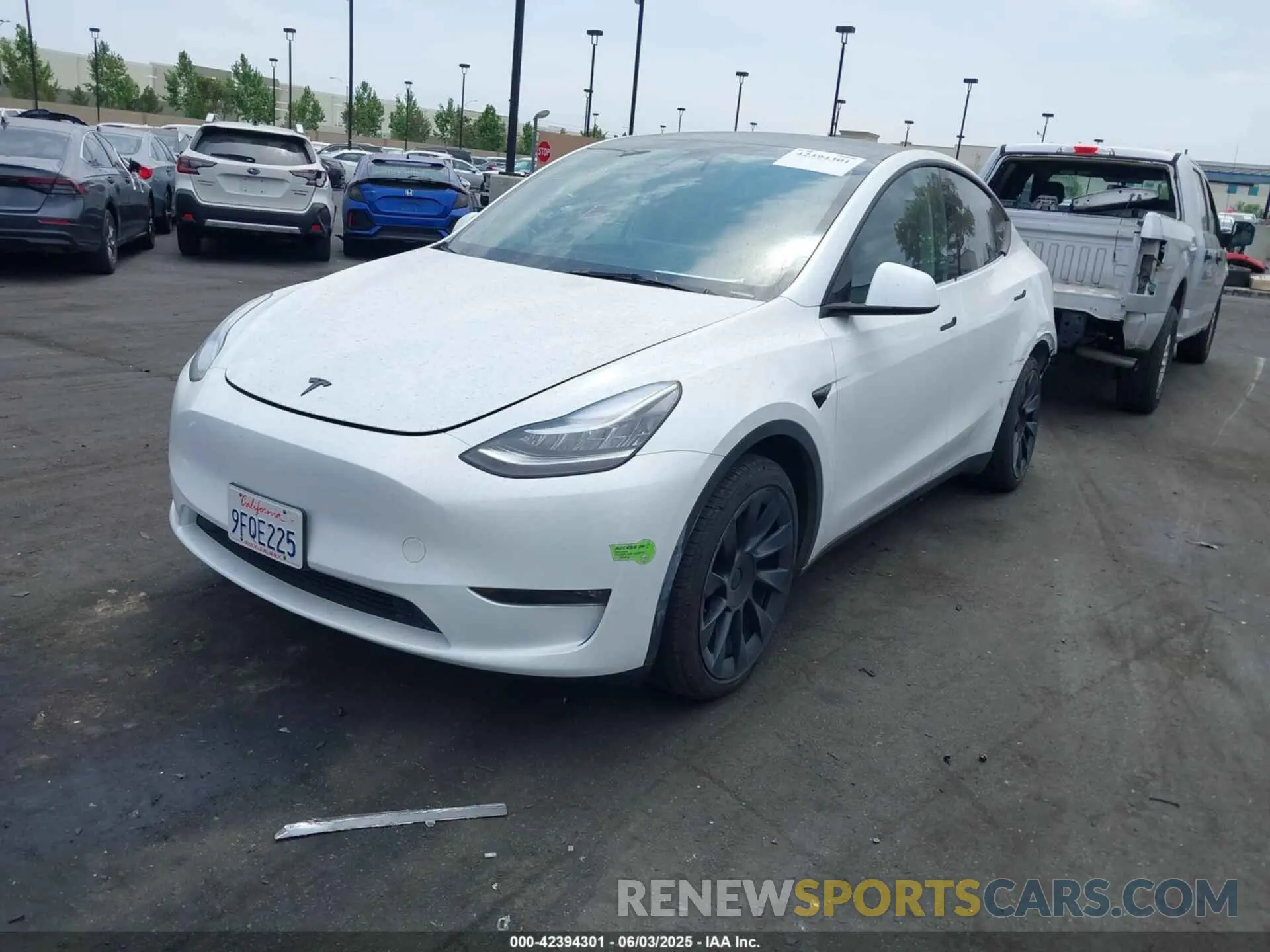 2 Photograph of a damaged car 7SAYGDEE3PA079248 TESLA MODEL Y 2023