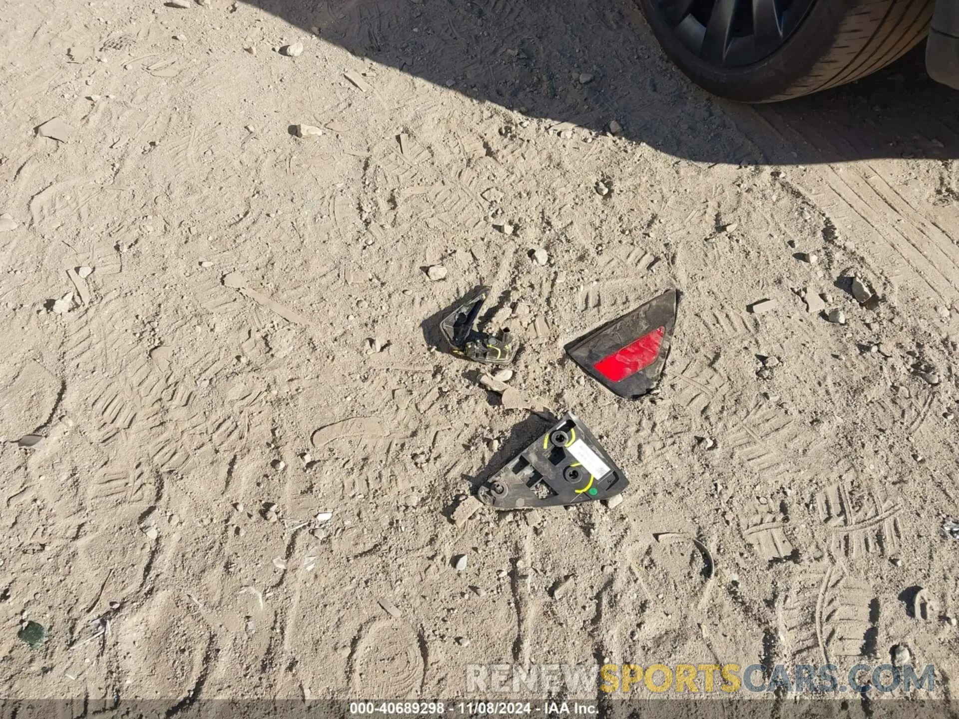 12 Photograph of a damaged car 7SAYGDEE3PA095028 TESLA MODEL Y 2023