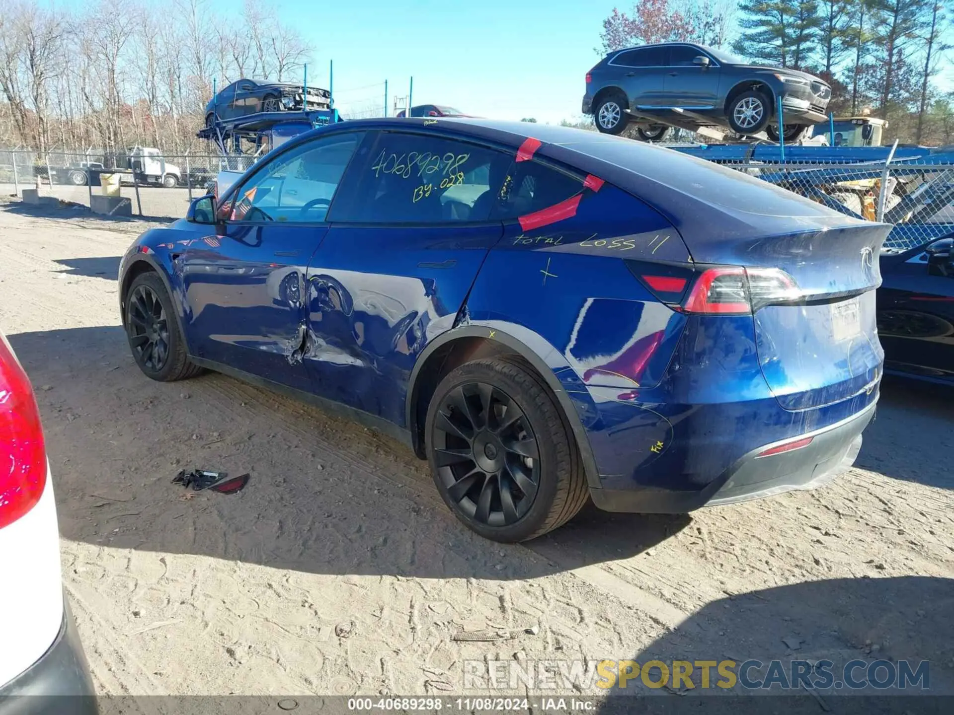 3 Photograph of a damaged car 7SAYGDEE3PA095028 TESLA MODEL Y 2023