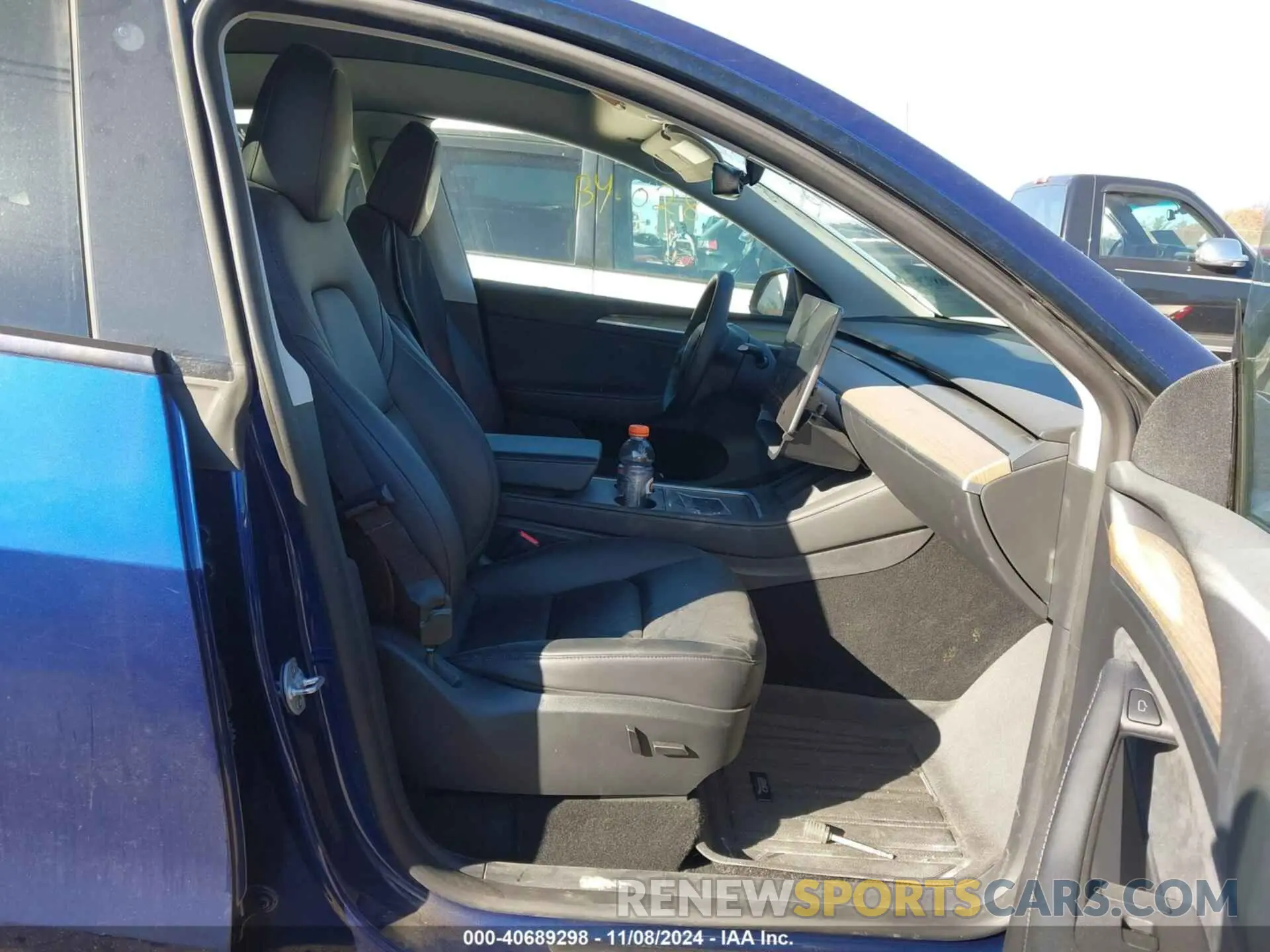 5 Photograph of a damaged car 7SAYGDEE3PA095028 TESLA MODEL Y 2023