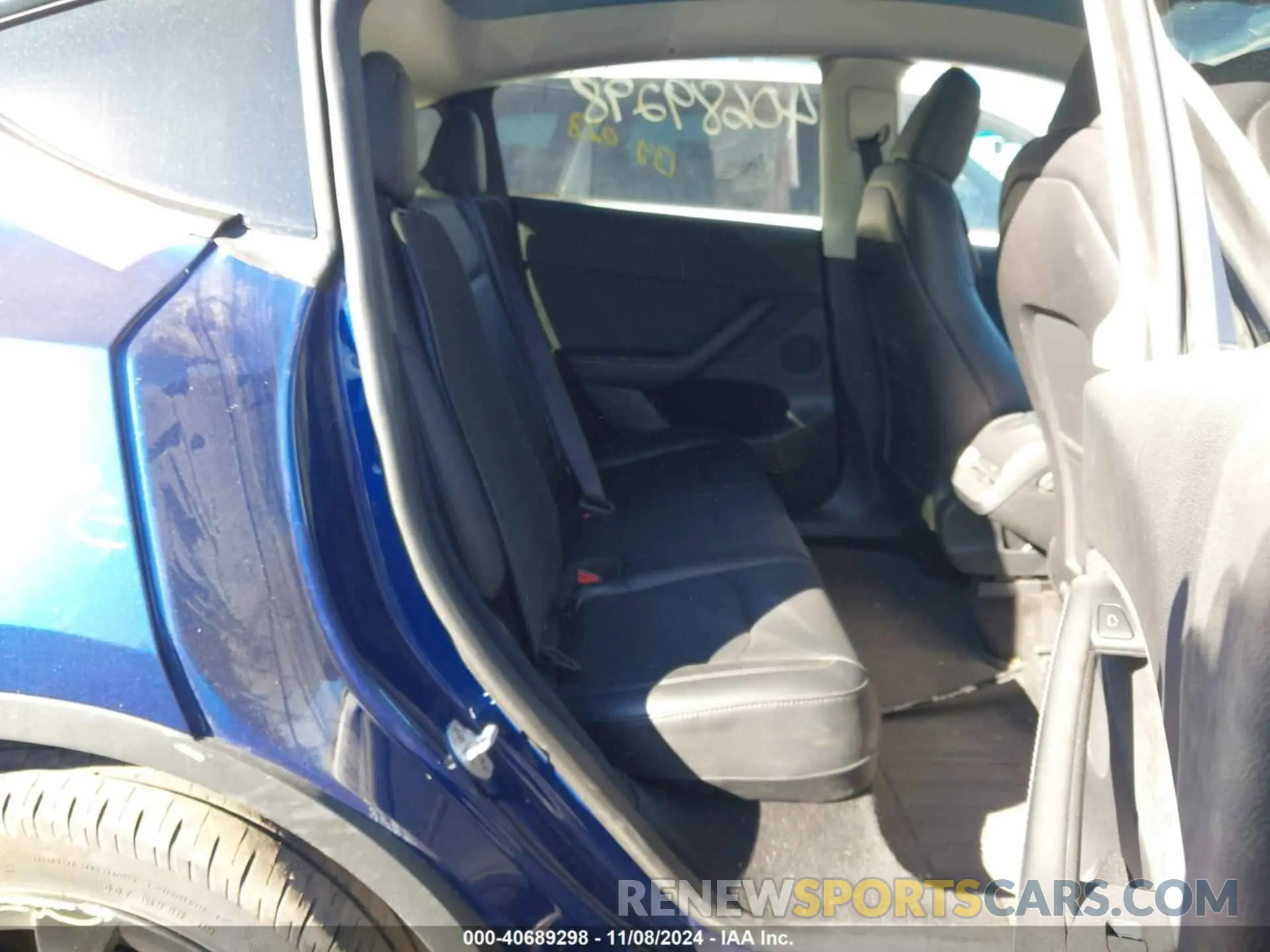8 Photograph of a damaged car 7SAYGDEE3PA095028 TESLA MODEL Y 2023