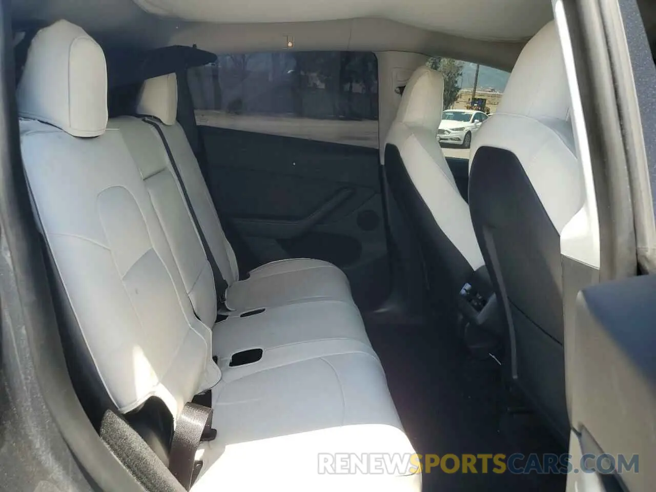 10 Photograph of a damaged car 7SAYGDEE3PA104567 TESLA MODEL Y 2023