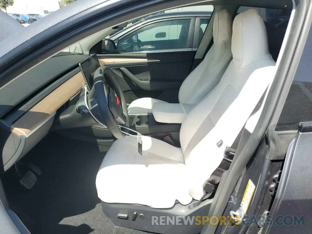 7 Photograph of a damaged car 7SAYGDEE3PA104567 TESLA MODEL Y 2023