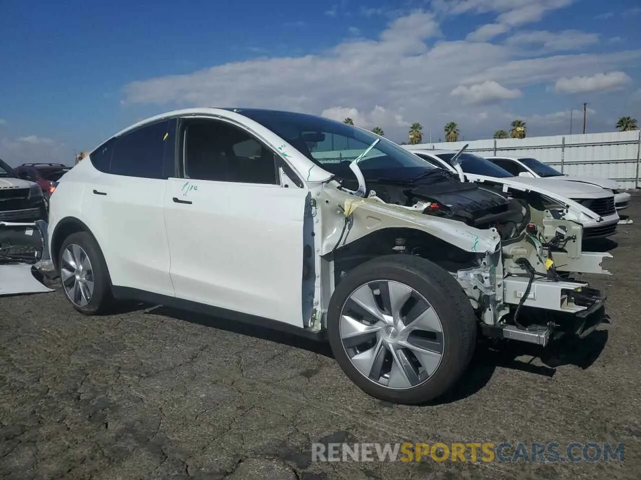 4 Photograph of a damaged car 7SAYGDEE3PA108330 TESLA MODEL Y 2023