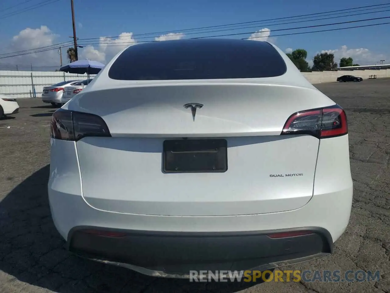 6 Photograph of a damaged car 7SAYGDEE3PA108330 TESLA MODEL Y 2023