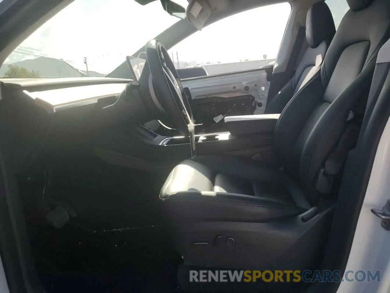 7 Photograph of a damaged car 7SAYGDEE3PA108330 TESLA MODEL Y 2023