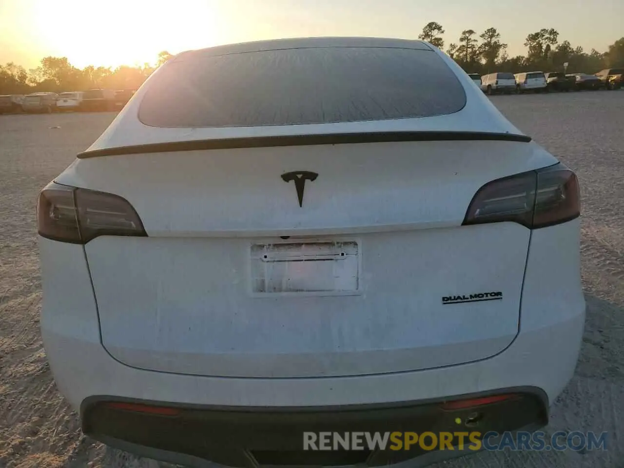 6 Photograph of a damaged car 7SAYGDEE3PA118307 TESLA MODEL Y 2023