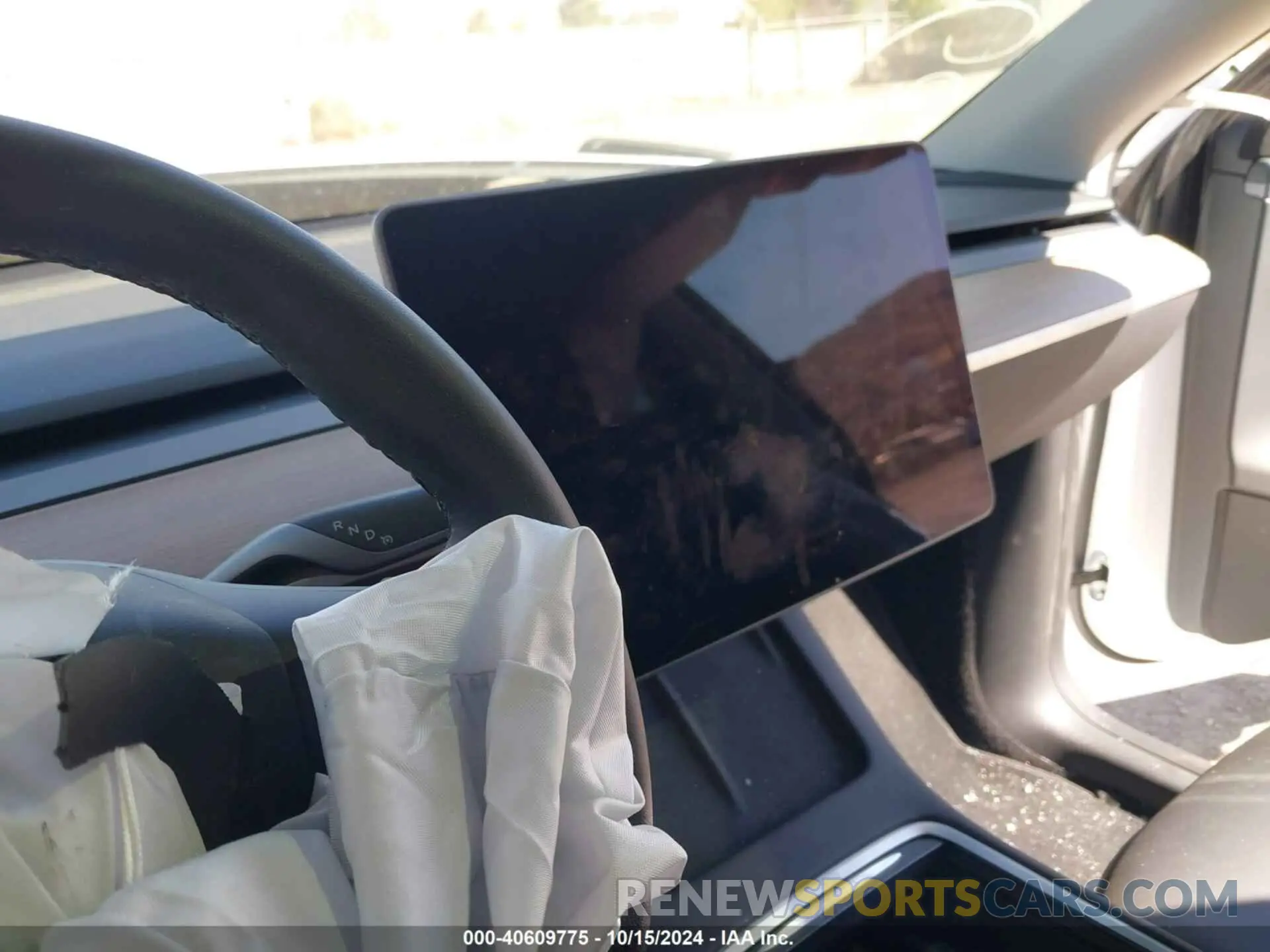 14 Photograph of a damaged car 7SAYGDEE3PA124284 TESLA MODEL Y 2023