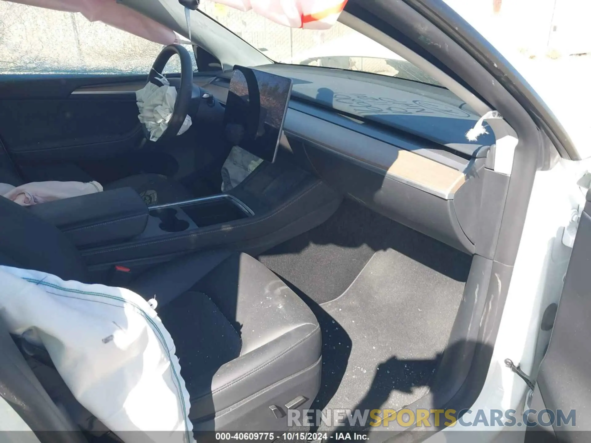 5 Photograph of a damaged car 7SAYGDEE3PA124284 TESLA MODEL Y 2023