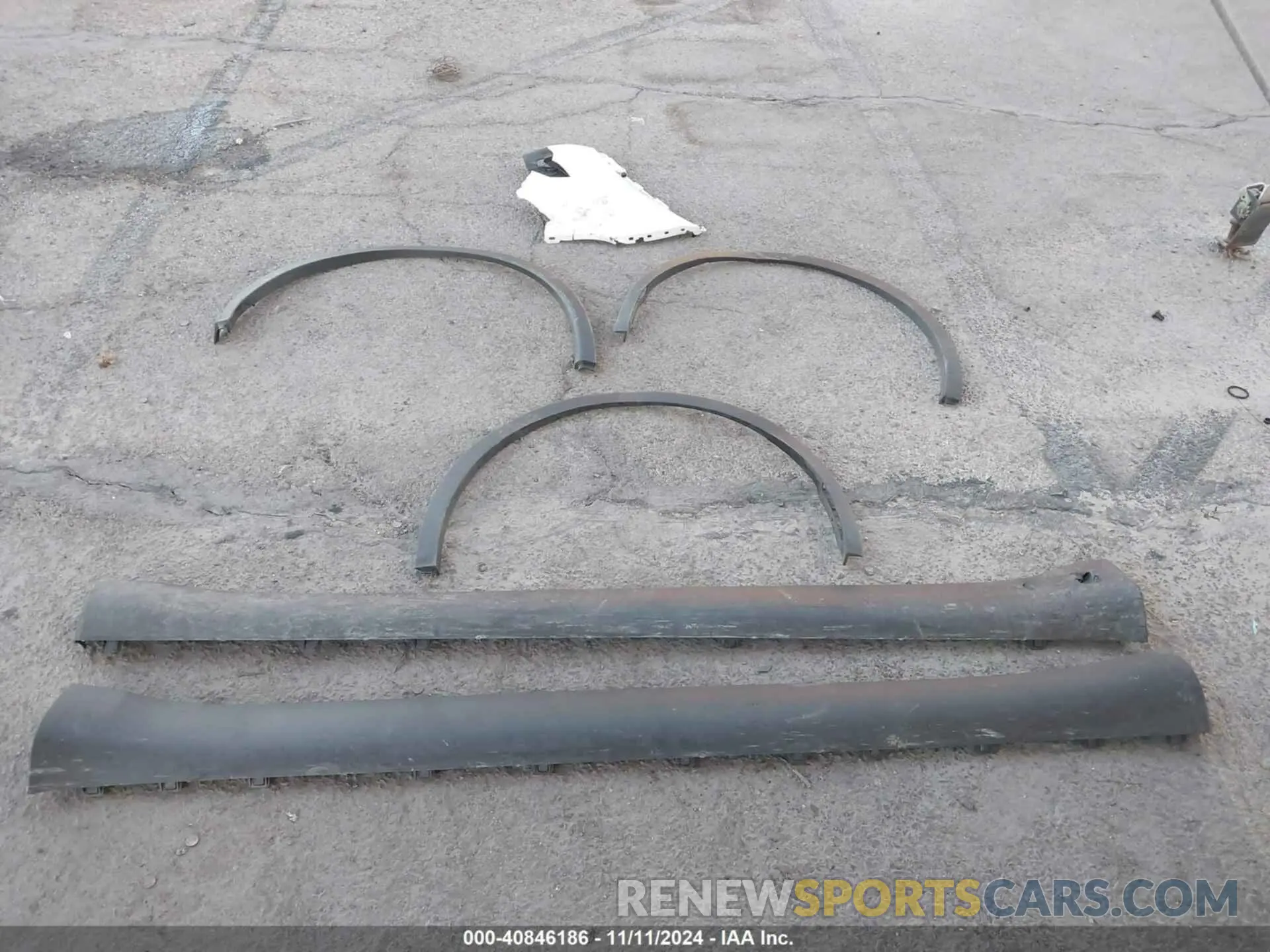 12 Photograph of a damaged car 7SAYGDEE3PA124530 TESLA MODEL Y 2023