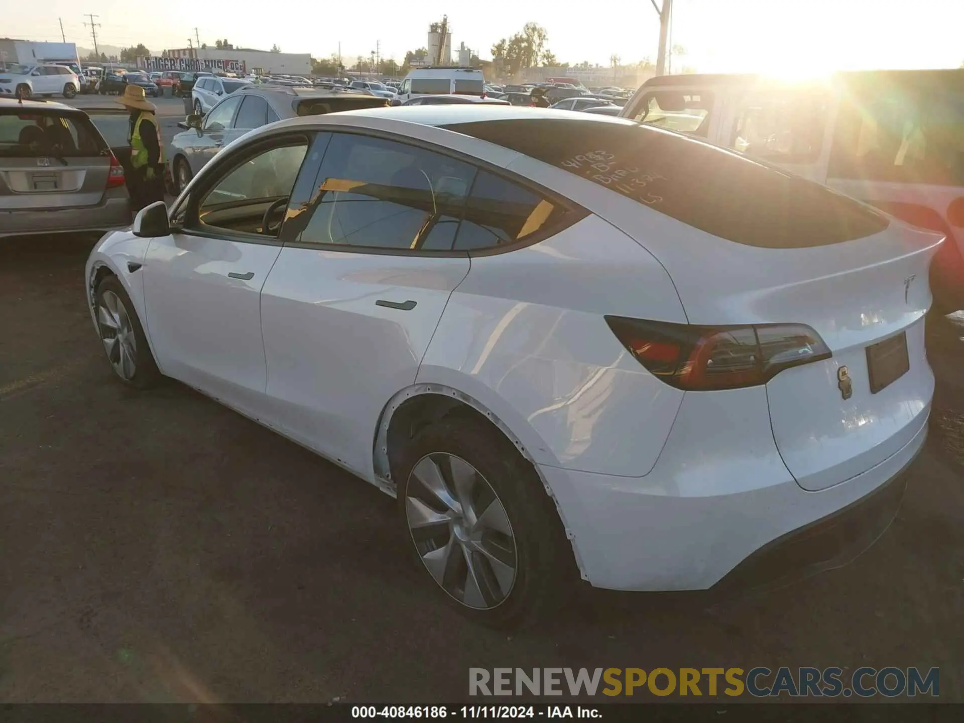 3 Photograph of a damaged car 7SAYGDEE3PA124530 TESLA MODEL Y 2023