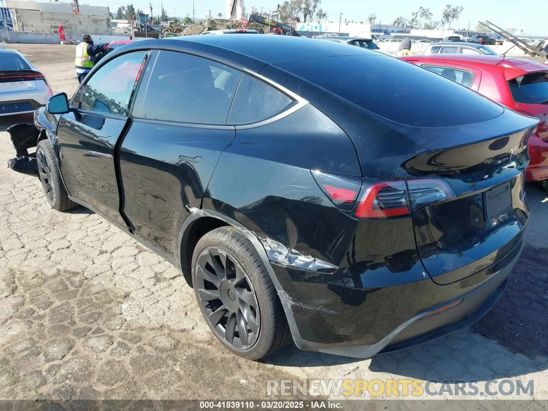 3 Photograph of a damaged car 7SAYGDEE3PA131056 TESLA MODEL Y 2023