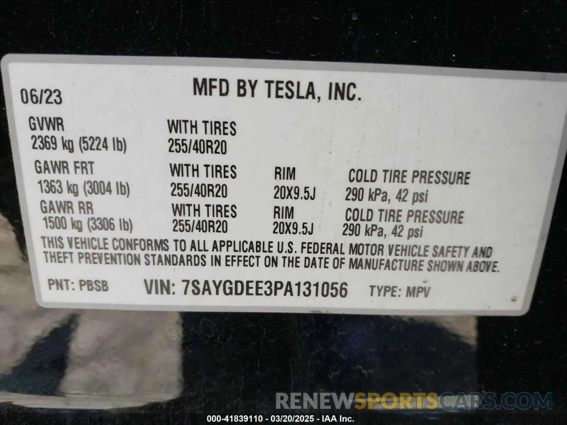 9 Photograph of a damaged car 7SAYGDEE3PA131056 TESLA MODEL Y 2023
