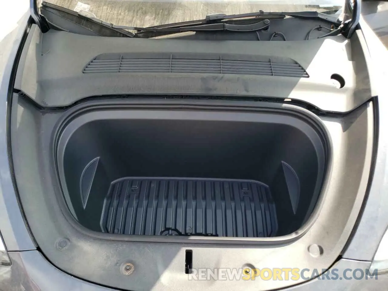 12 Photograph of a damaged car 7SAYGDEE3PA136323 TESLA MODEL Y 2023
