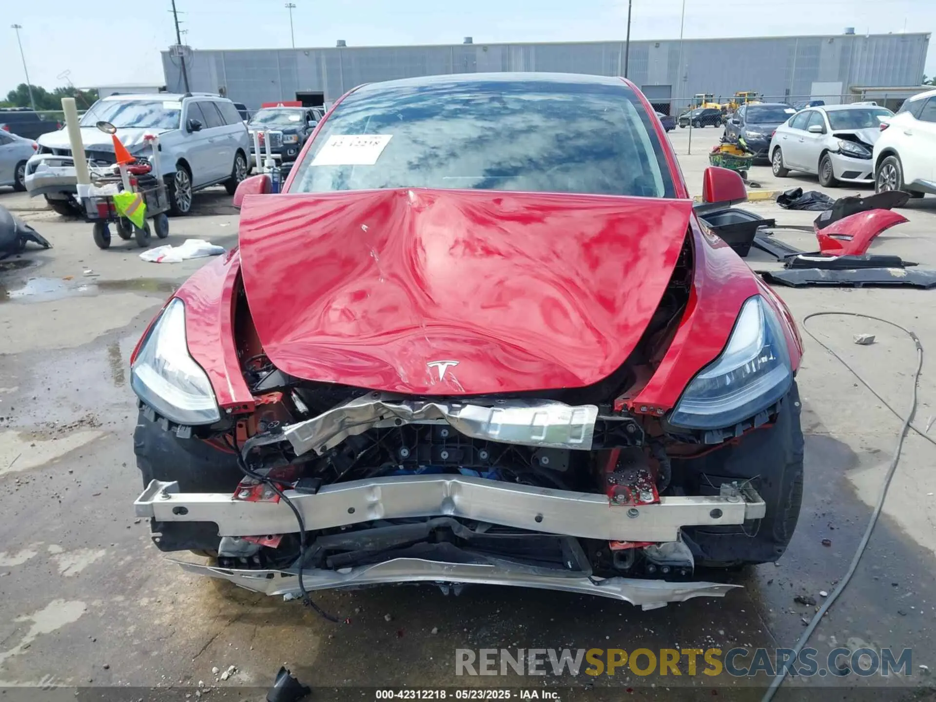 13 Photograph of a damaged car 7SAYGDEE3PA143353 TESLA MODEL Y 2023