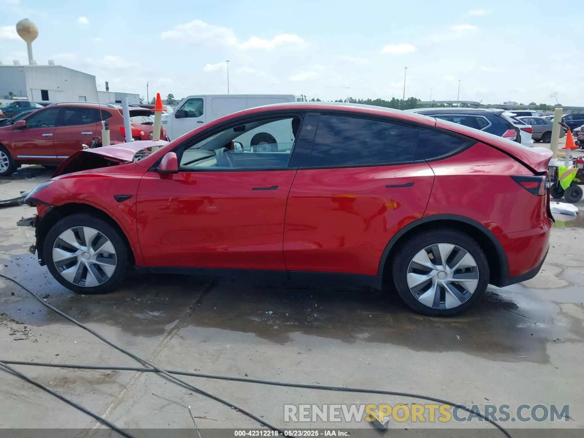 15 Photograph of a damaged car 7SAYGDEE3PA143353 TESLA MODEL Y 2023