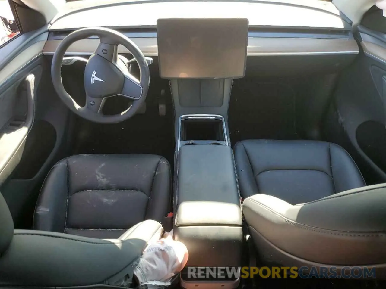 8 Photograph of a damaged car 7SAYGDEE3PA155261 TESLA MODEL Y 2023