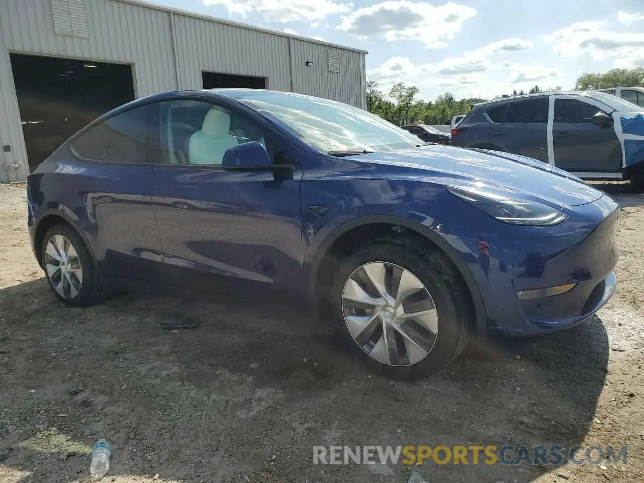4 Photograph of a damaged car 7SAYGDEE3PA178832 TESLA MODEL Y 2023