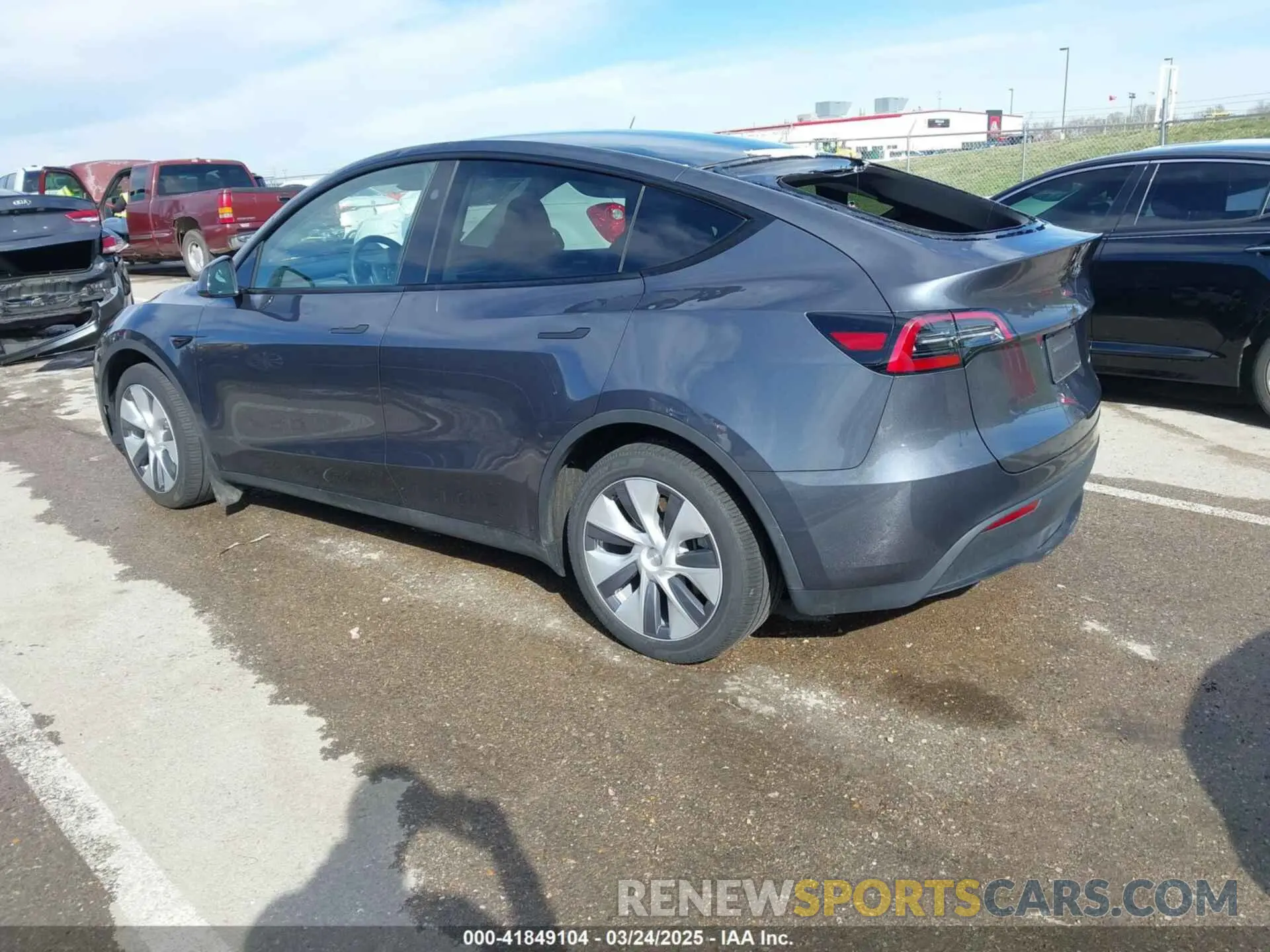 3 Photograph of a damaged car 7SAYGDEE3PA204992 TESLA MODEL Y 2023