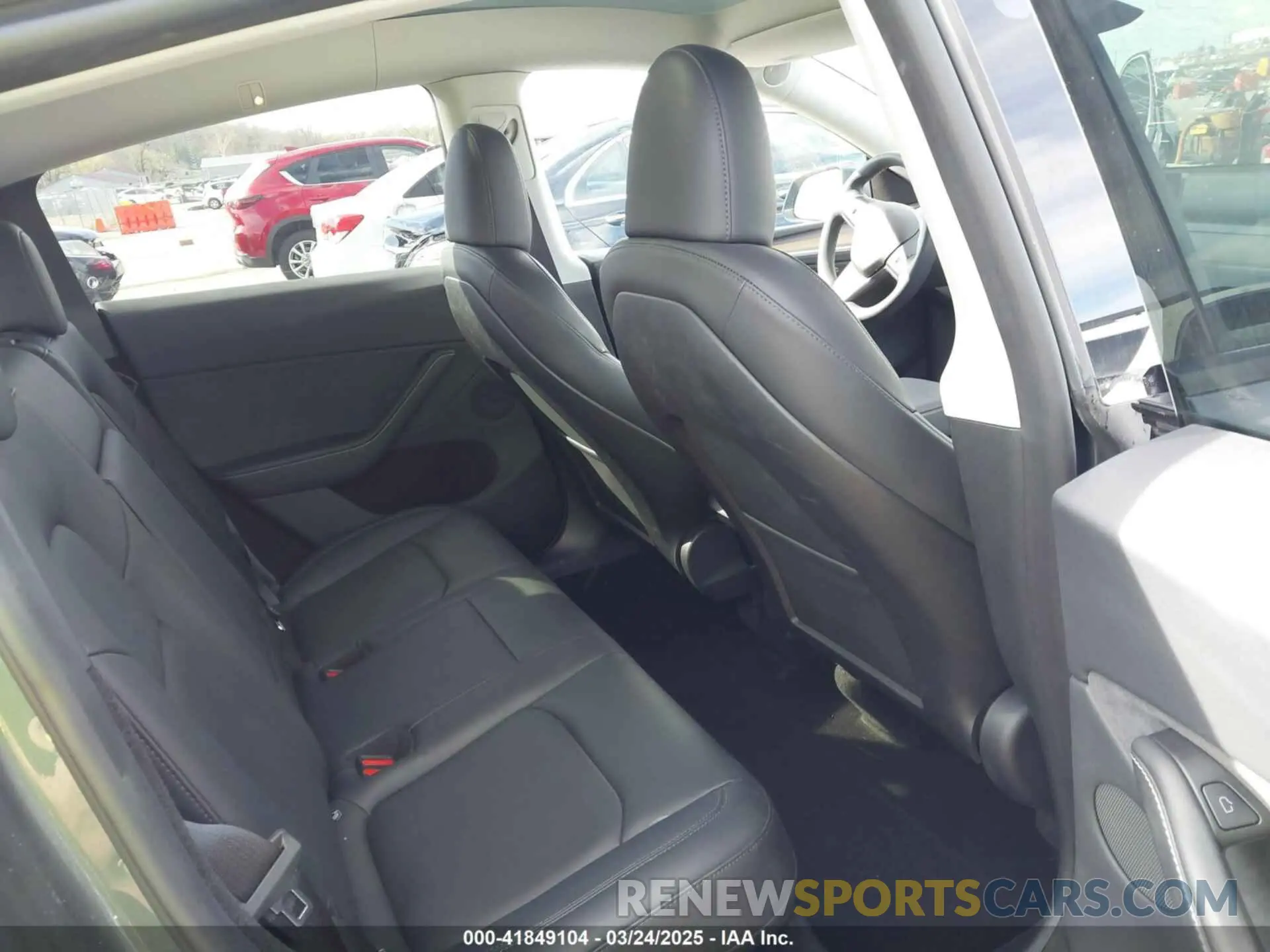 8 Photograph of a damaged car 7SAYGDEE3PA204992 TESLA MODEL Y 2023
