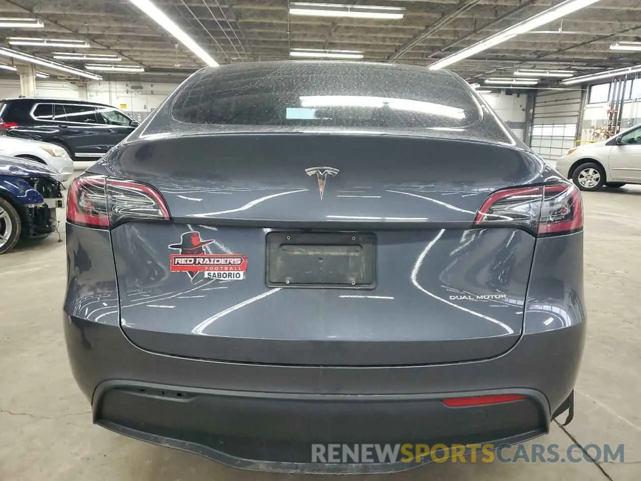 6 Photograph of a damaged car 7SAYGDEE3PF611665 TESLA MODEL Y 2023
