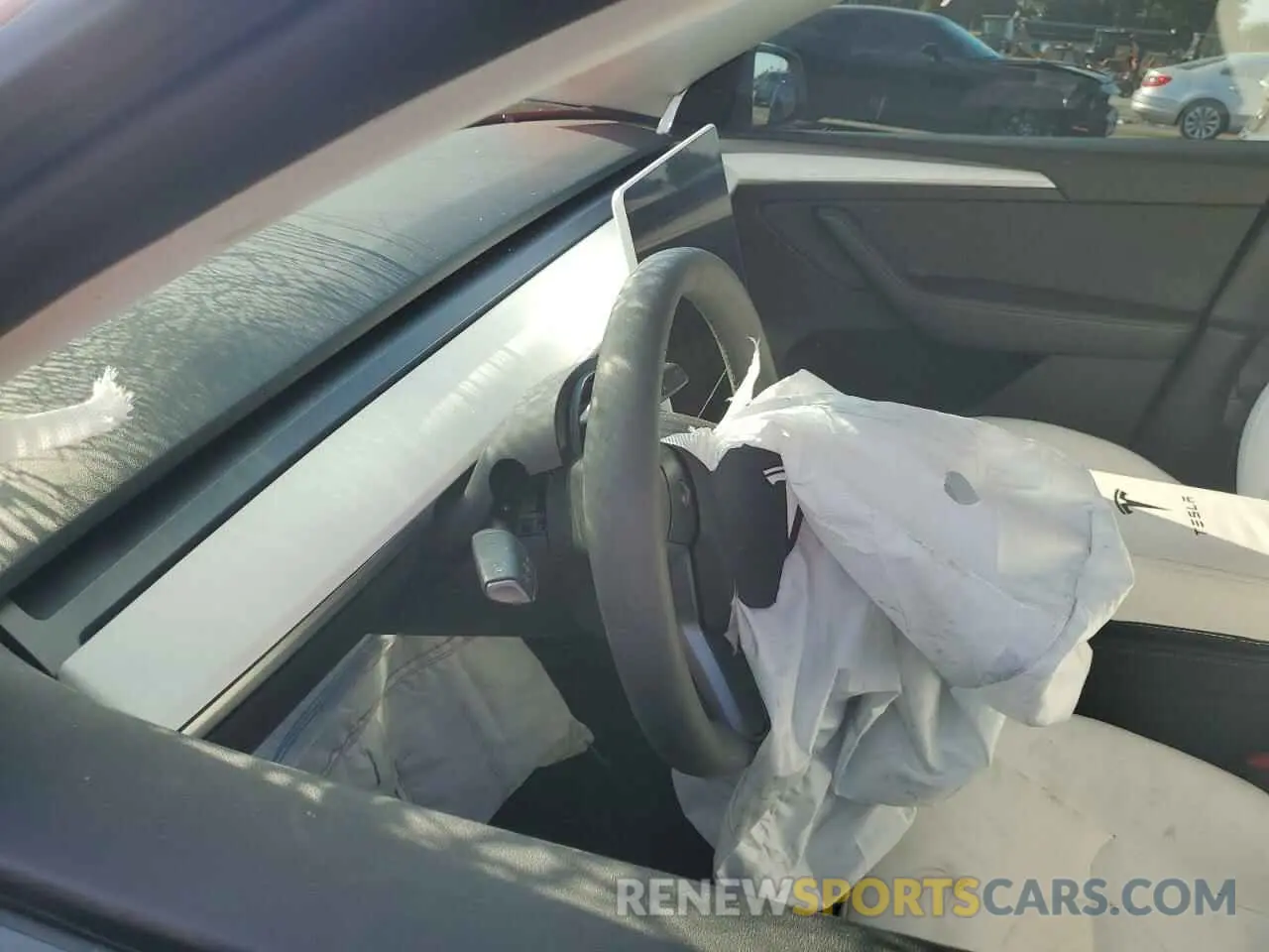 9 Photograph of a damaged car 7SAYGDEE3PF623251 TESLA MODEL Y 2023