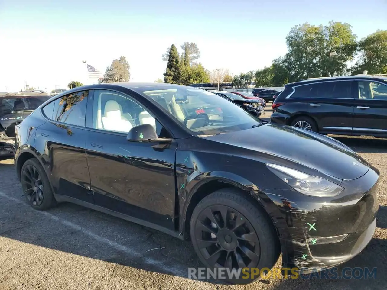 4 Photograph of a damaged car 7SAYGDEE3PF629955 TESLA MODEL Y 2023
