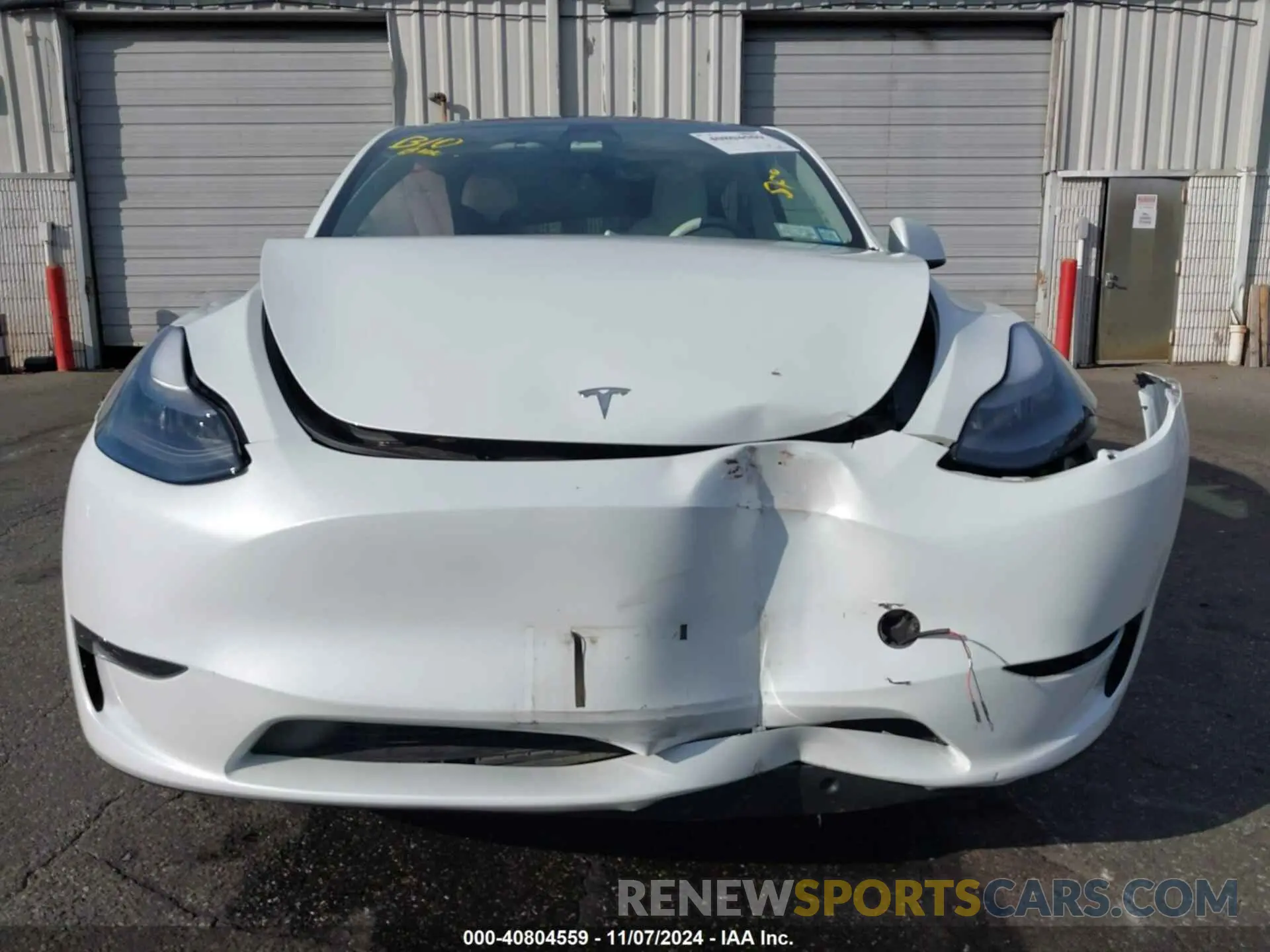 11 Photograph of a damaged car 7SAYGDEE3PF630734 TESLA MODEL Y 2023