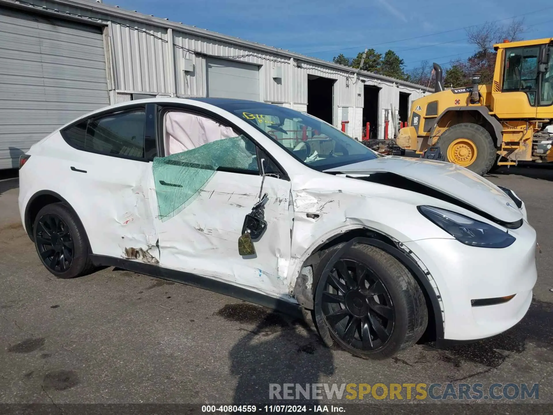 6 Photograph of a damaged car 7SAYGDEE3PF630734 TESLA MODEL Y 2023