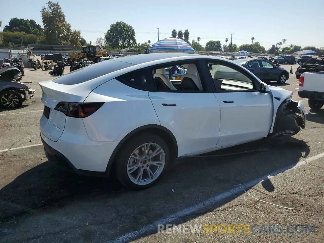 3 Photograph of a damaged car 7SAYGDEE3PF633178 TESLA MODEL Y 2023