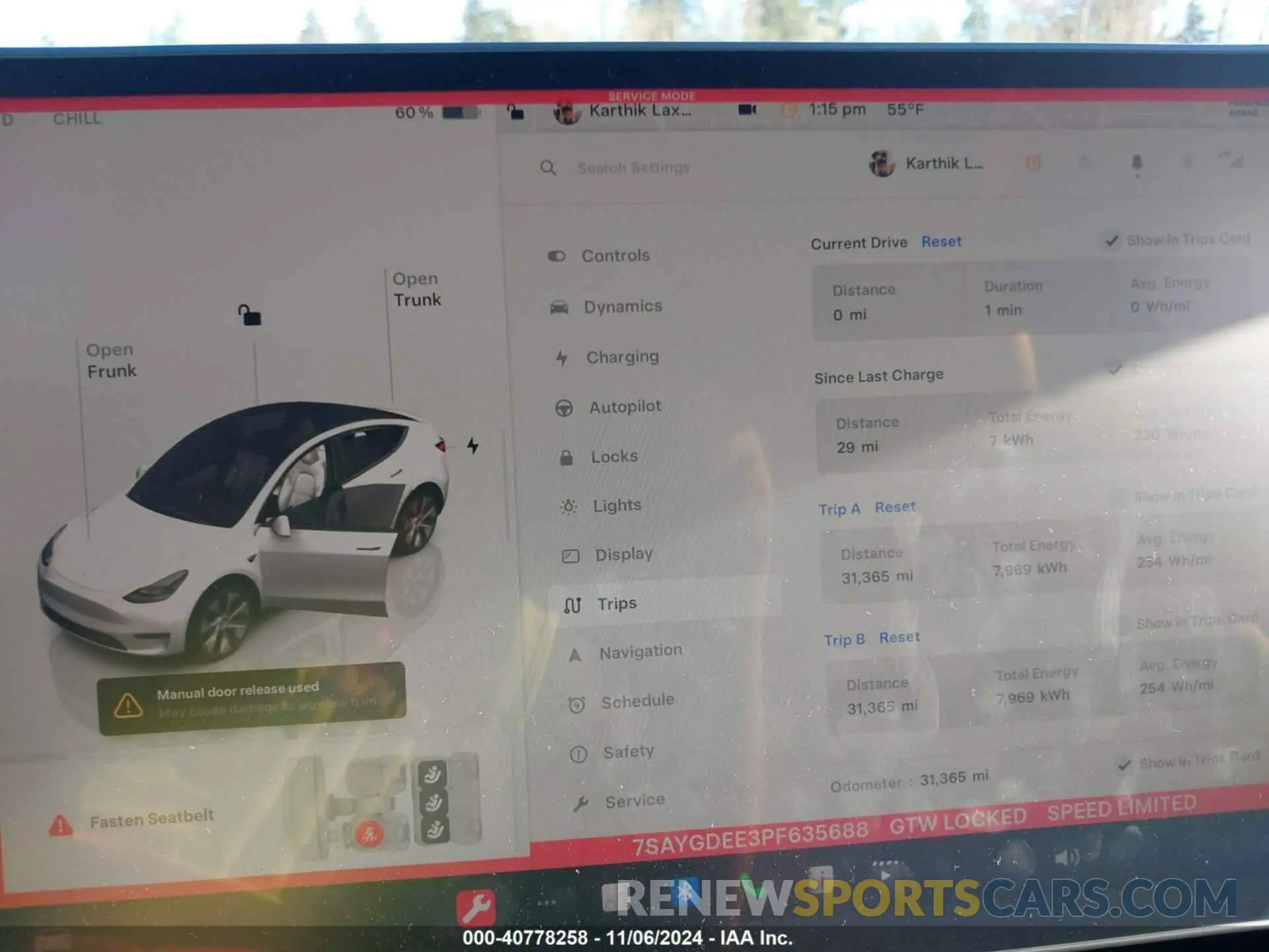 19 Photograph of a damaged car 7SAYGDEE3PF635688 TESLA MODEL Y 2023