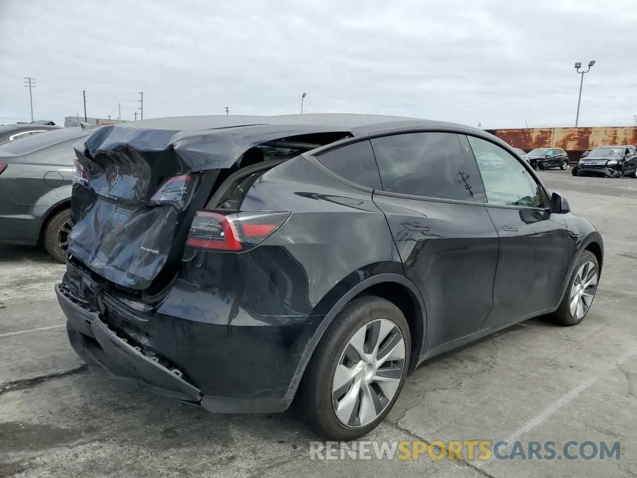 3 Photograph of a damaged car 7SAYGDEE3PF646125 TESLA MODEL Y 2023