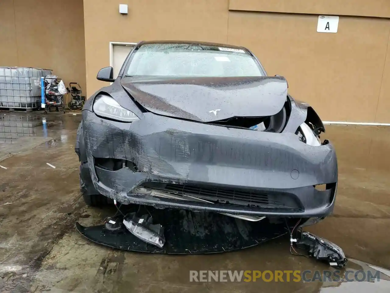 5 Photograph of a damaged car 7SAYGDEE3PF738531 TESLA MODEL Y 2023