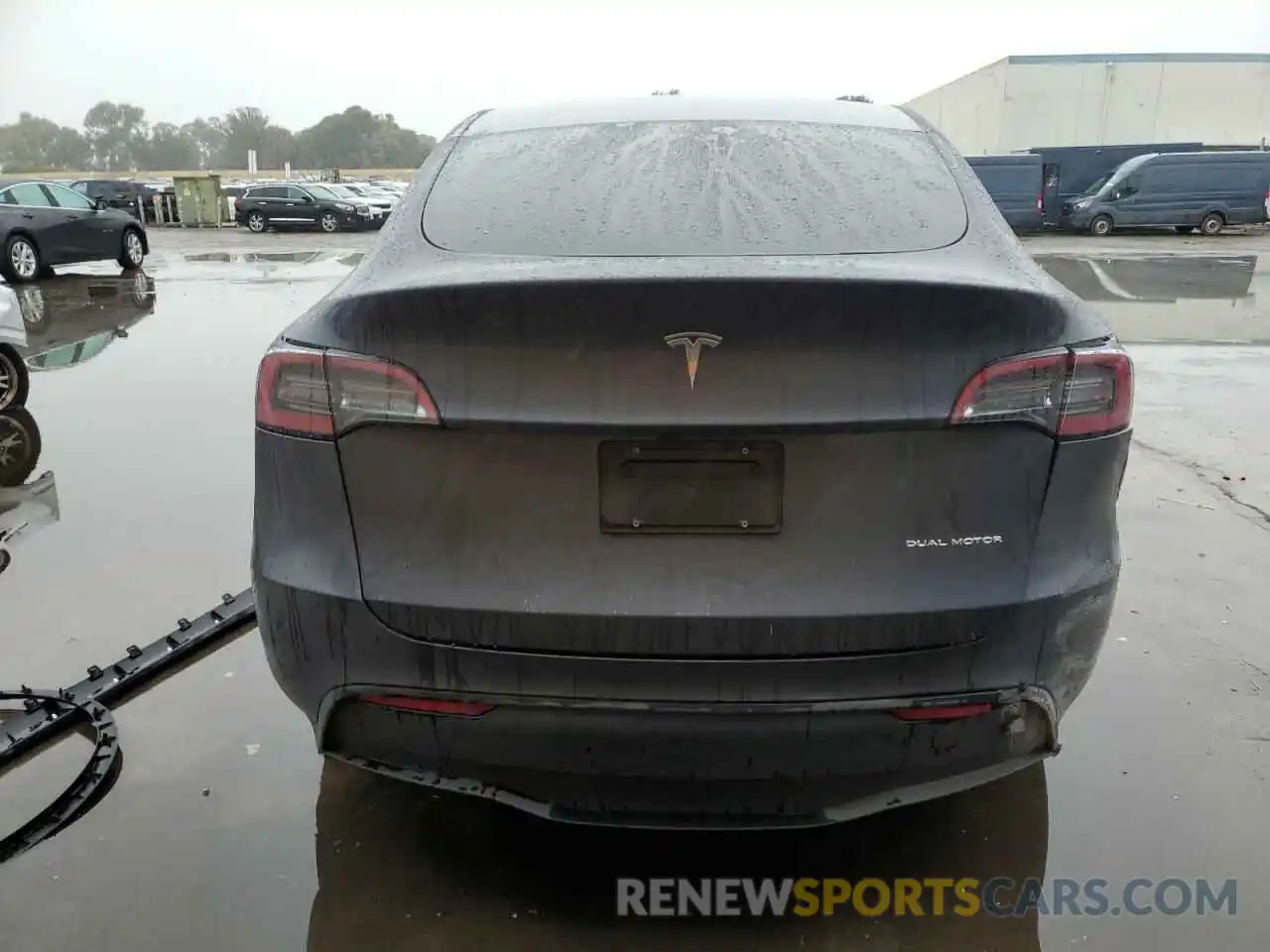 6 Photograph of a damaged car 7SAYGDEE3PF738531 TESLA MODEL Y 2023