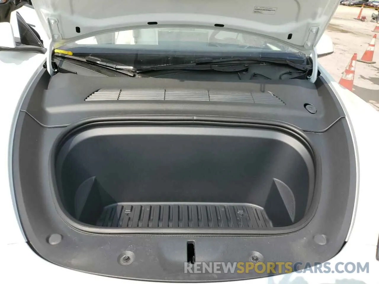 11 Photograph of a damaged car 7SAYGDEE3PF746743 TESLA MODEL Y 2023