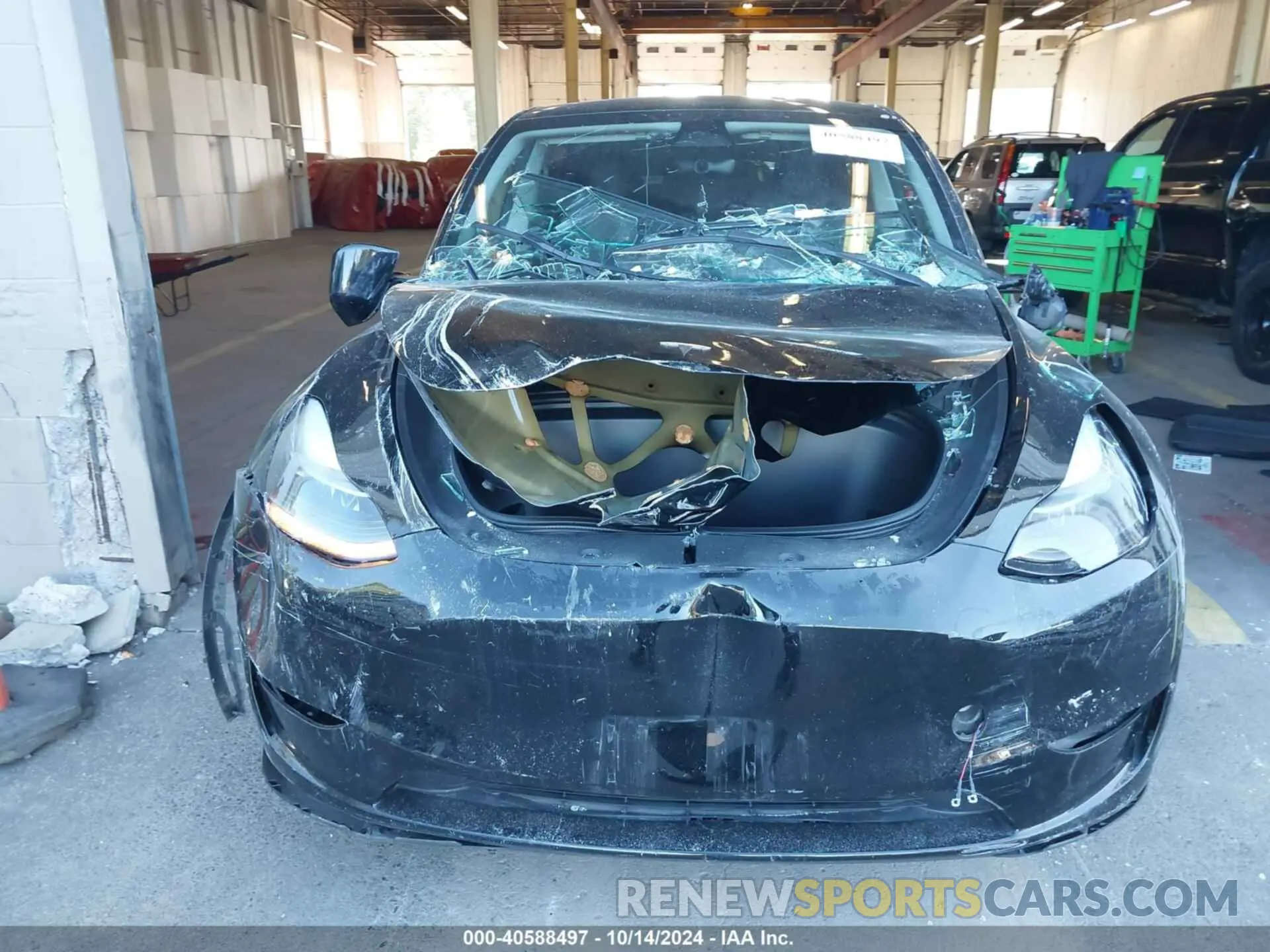 6 Photograph of a damaged car 7SAYGDEE3PF751442 TESLA MODEL Y 2023