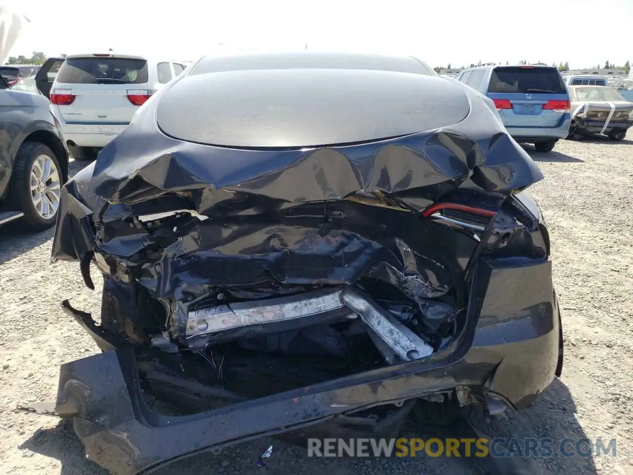 6 Photograph of a damaged car 7SAYGDEE3PF769763 TESLA MODEL Y 2023