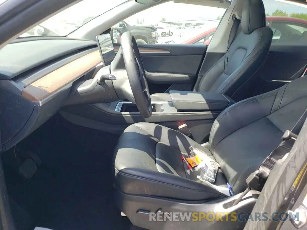 7 Photograph of a damaged car 7SAYGDEE3PF769763 TESLA MODEL Y 2023