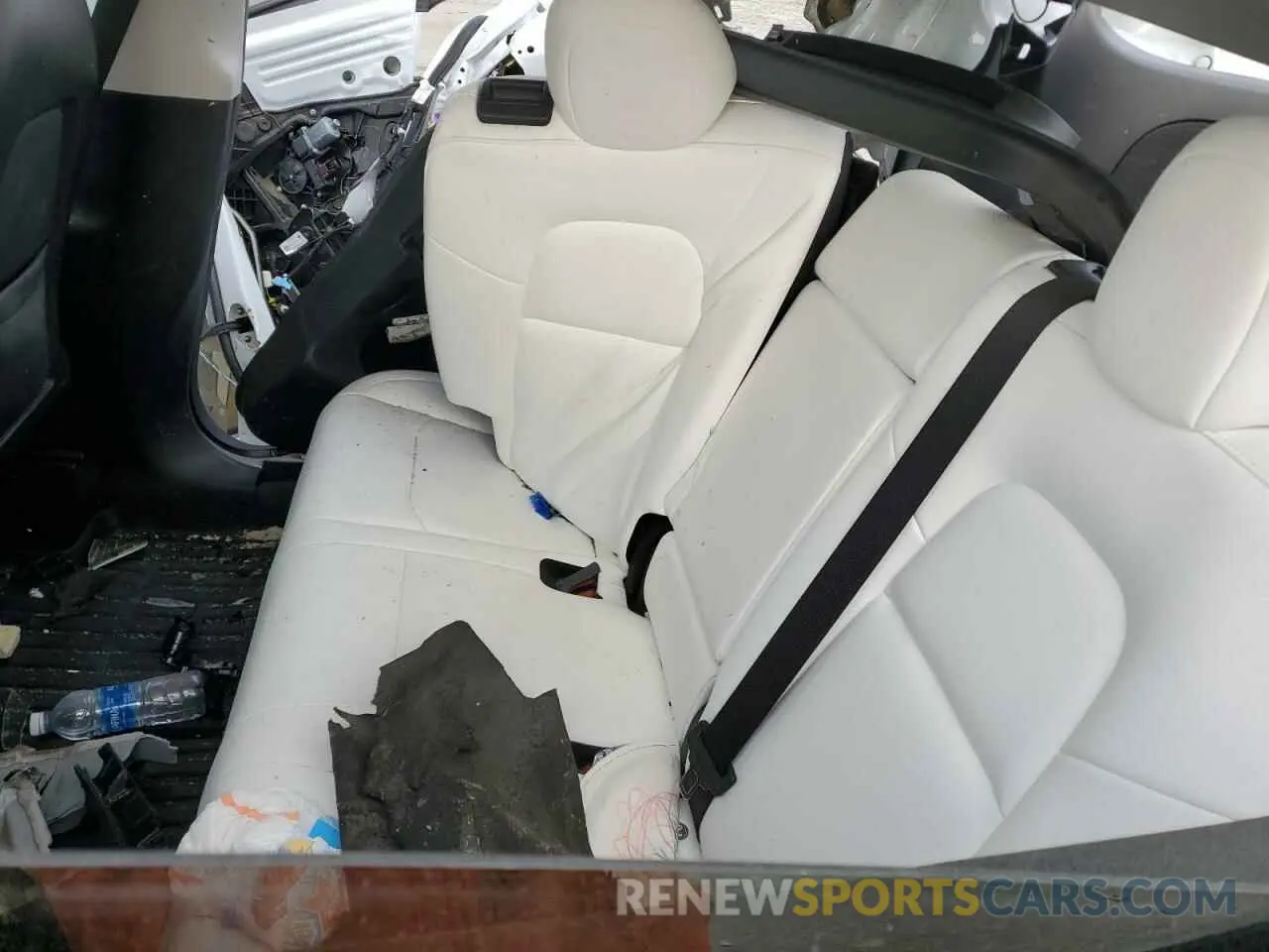 11 Photograph of a damaged car 7SAYGDEE3PF779919 TESLA MODEL Y 2023
