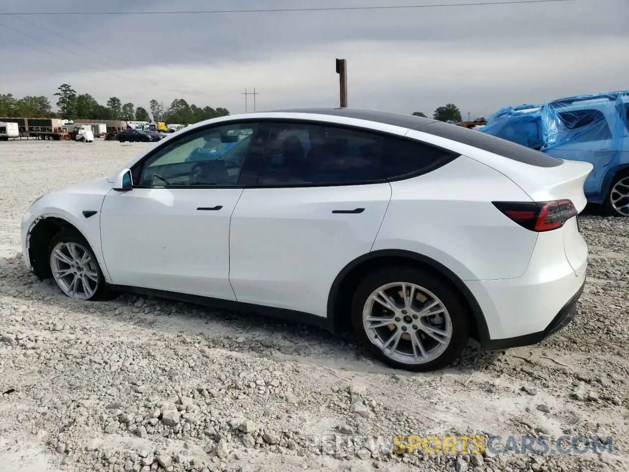 2 Photograph of a damaged car 7SAYGDEE3PF791732 TESLA MODEL Y 2023