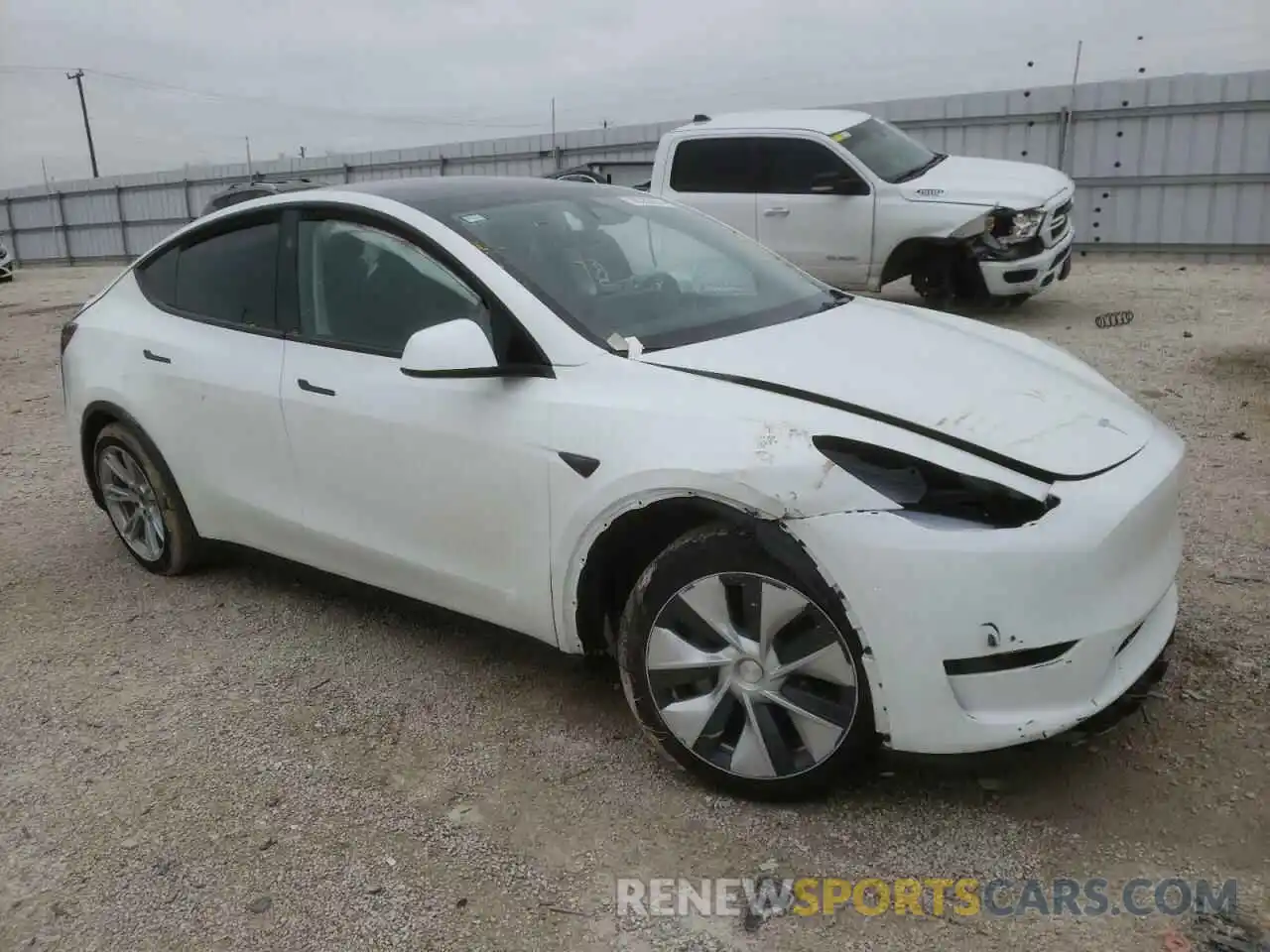 4 Photograph of a damaged car 7SAYGDEE3PF792945 TESLA MODEL Y 2023