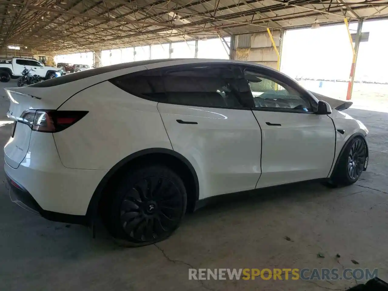 3 Photograph of a damaged car 7SAYGDEE3PF810392 TESLA MODEL Y 2023