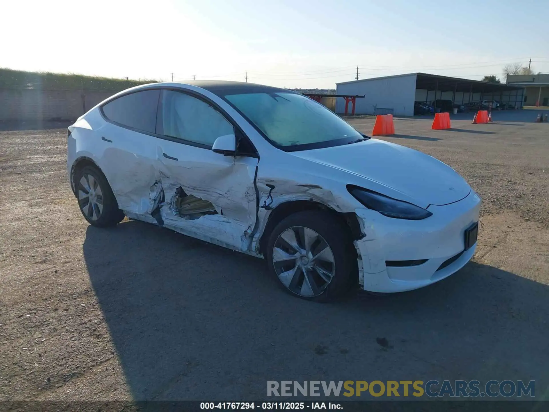 1 Photograph of a damaged car 7SAYGDEE3PF817097 TESLA MODEL Y 2023