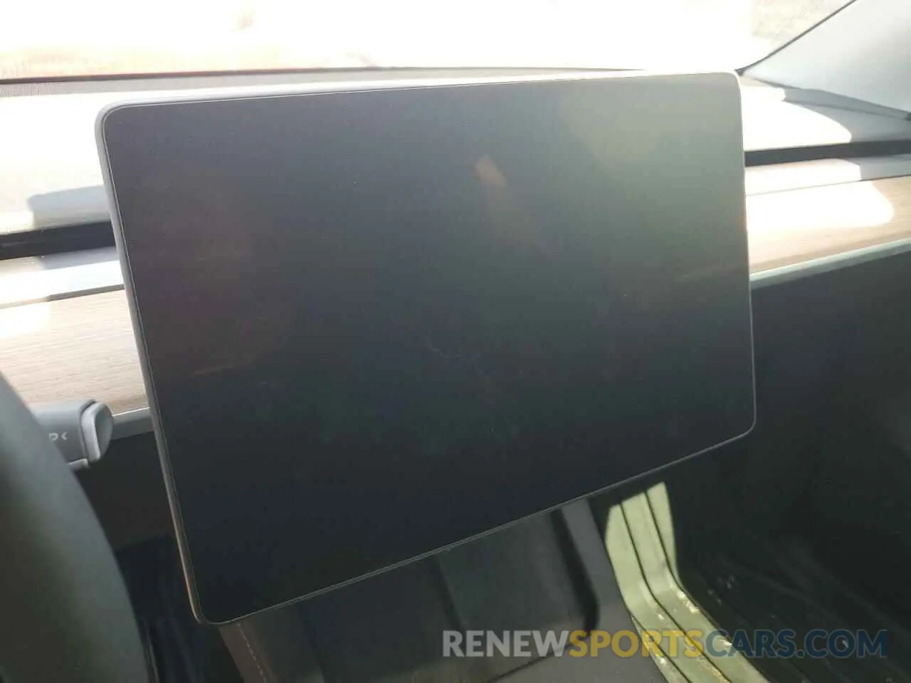 9 Photograph of a damaged car 7SAYGDEE3PF830156 TESLA MODEL Y 2023
