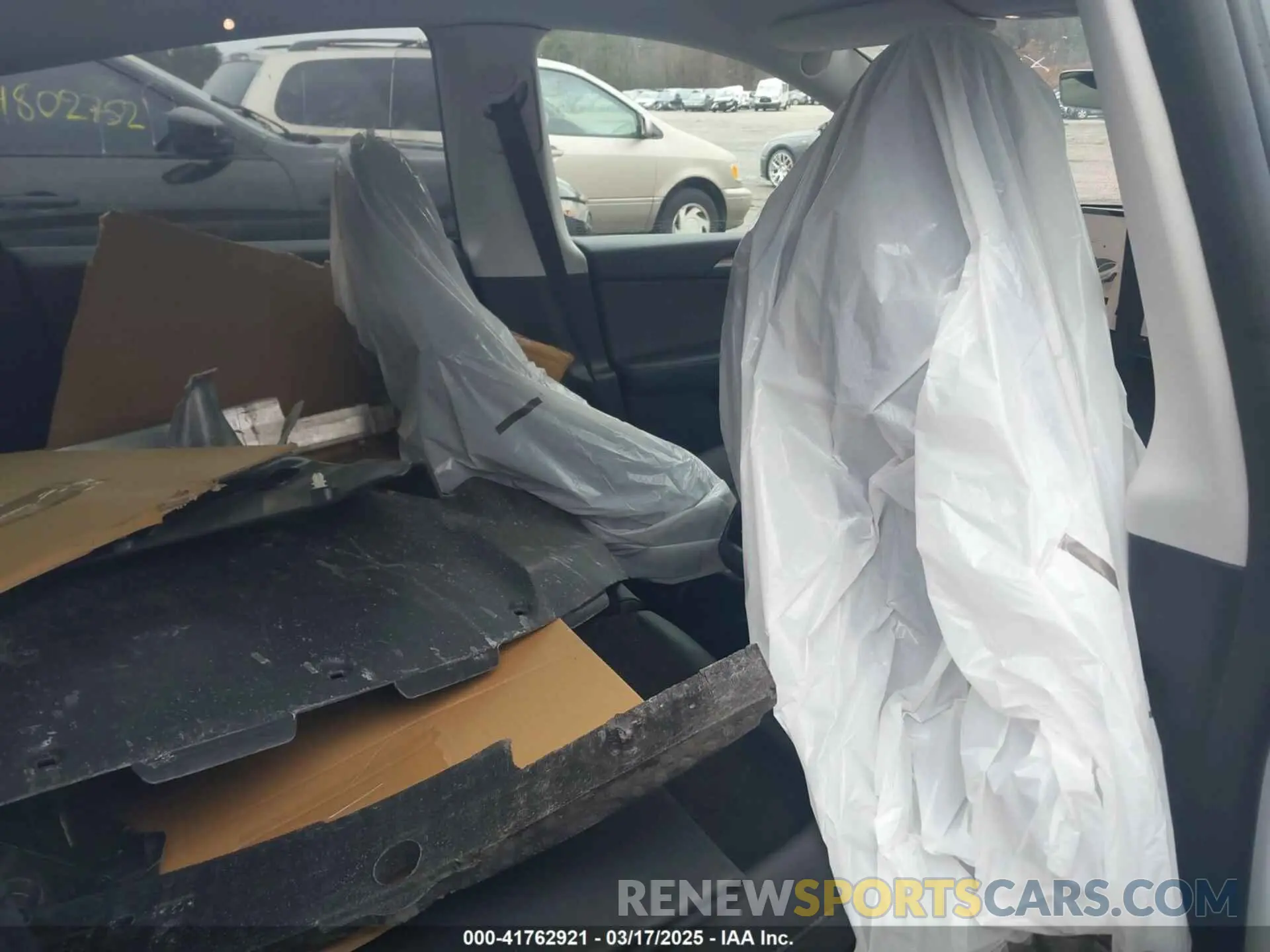 8 Photograph of a damaged car 7SAYGDEE3PF857633 TESLA MODEL Y 2023
