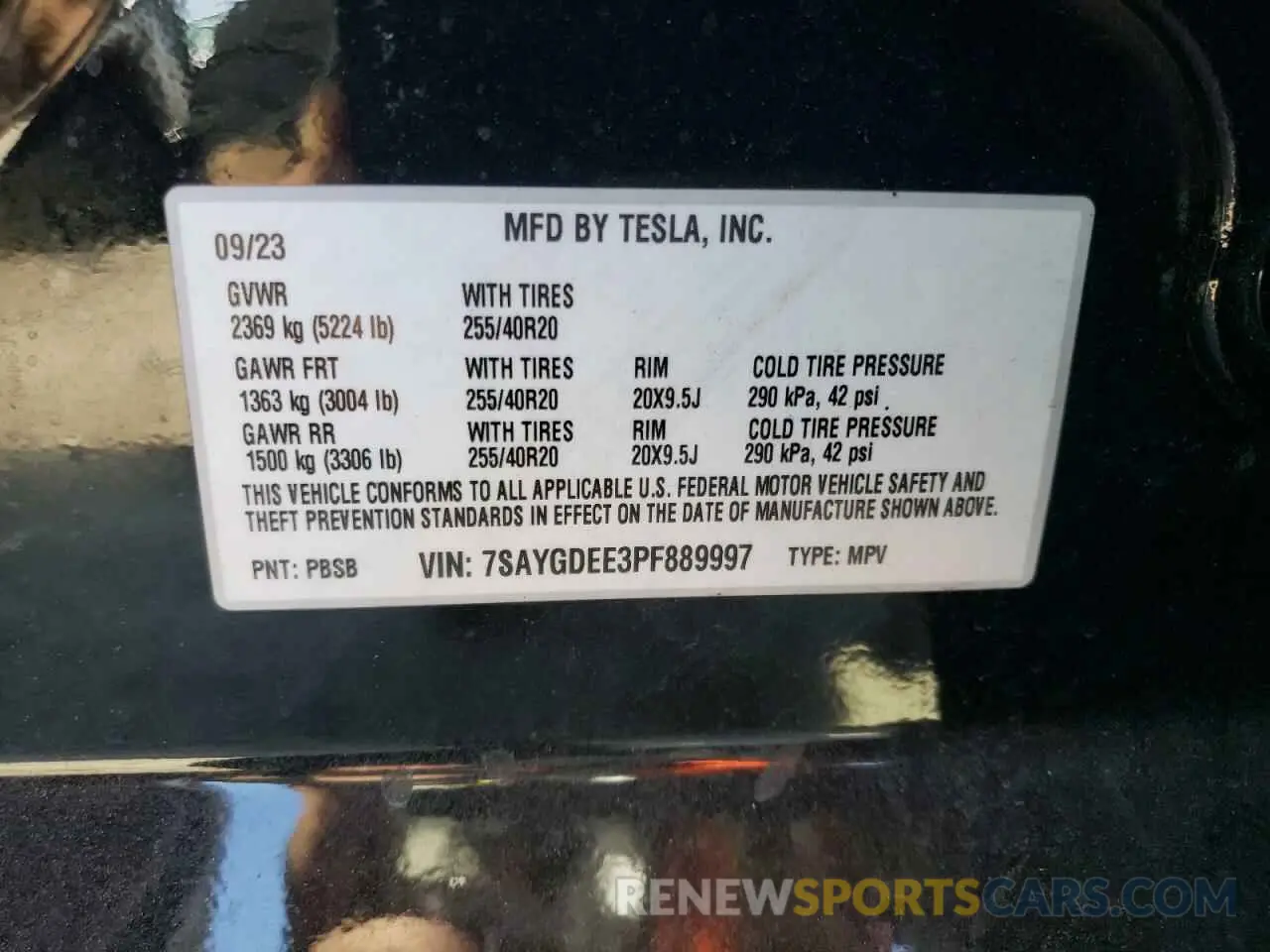 12 Photograph of a damaged car 7SAYGDEE3PF889997 TESLA MODEL Y 2023