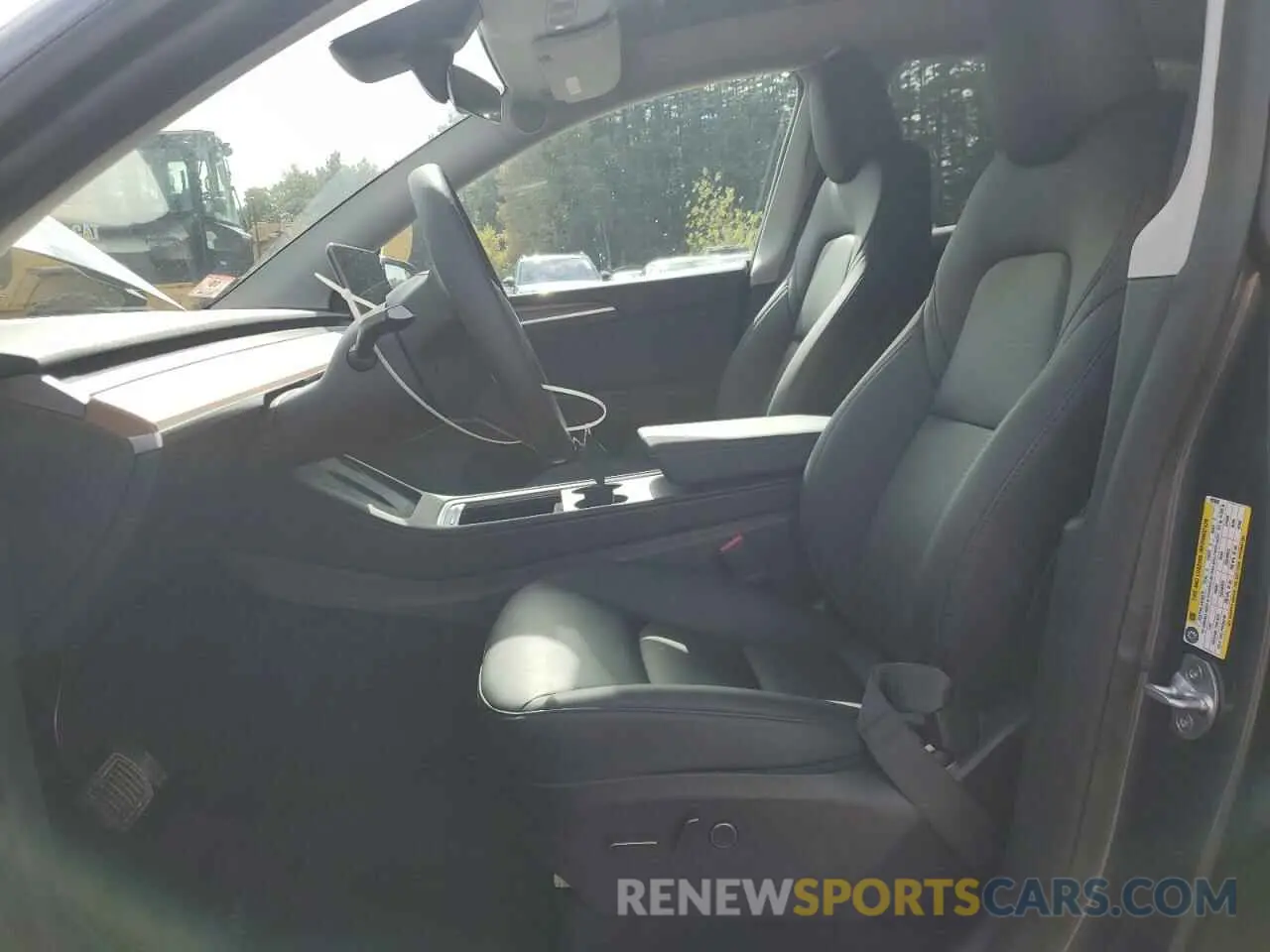 7 Photograph of a damaged car 7SAYGDEE3PF892639 TESLA MODEL Y 2023