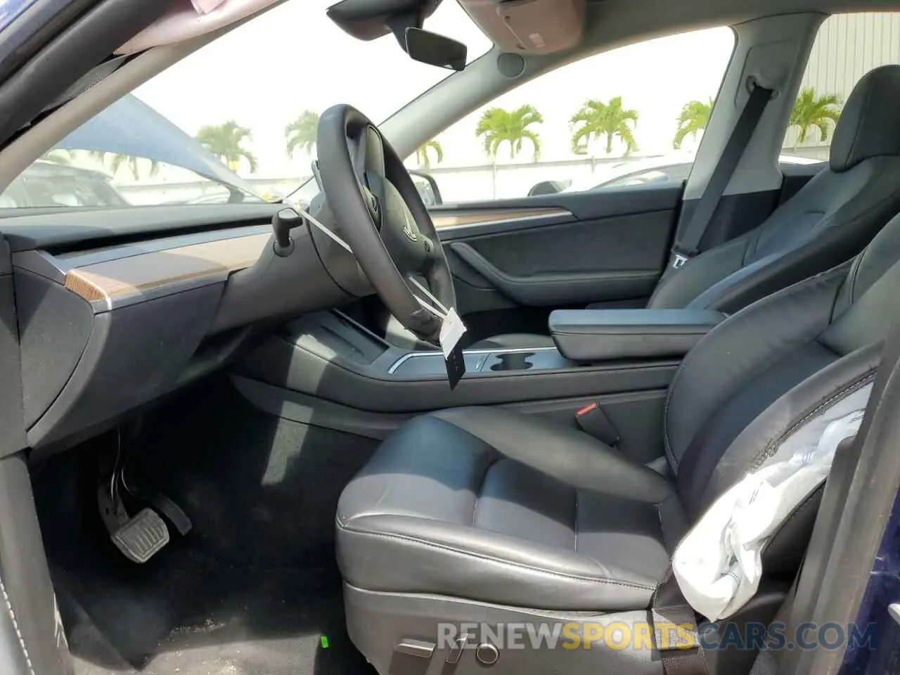 7 Photograph of a damaged car 7SAYGDEE3PF909407 TESLA MODEL Y 2023